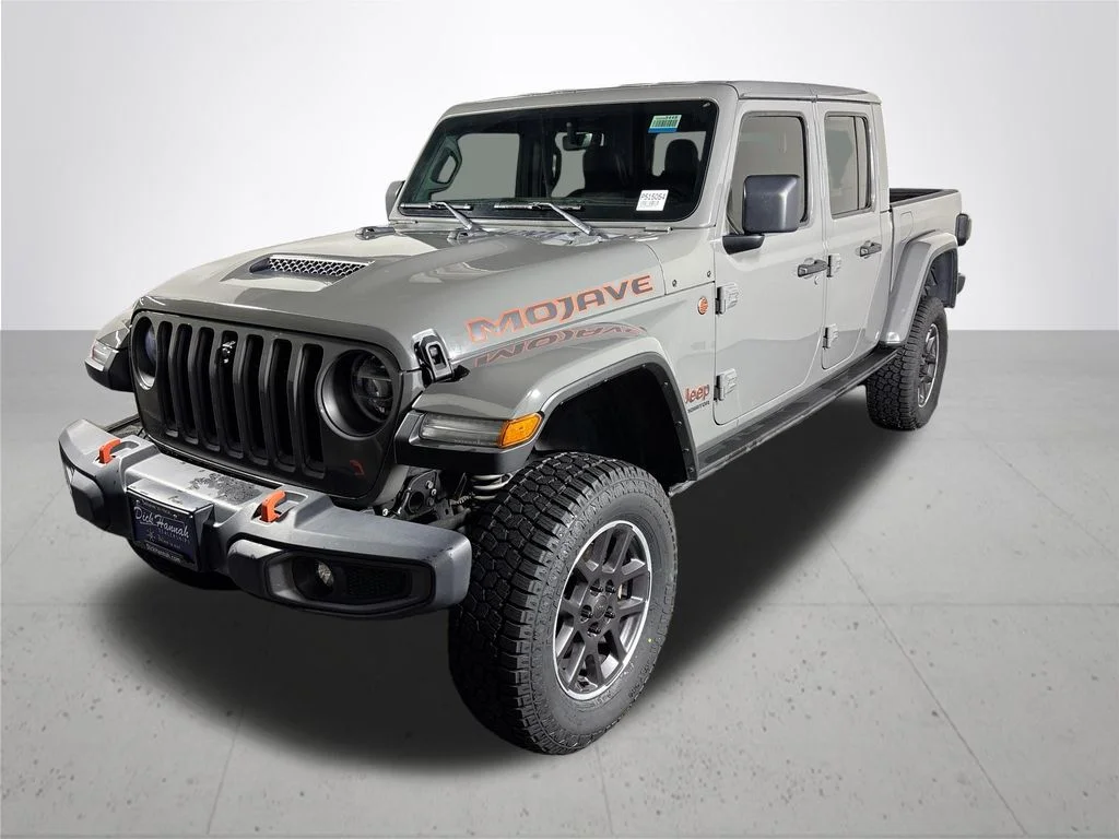 Used 2021 Gray Jeep Mojave image 2