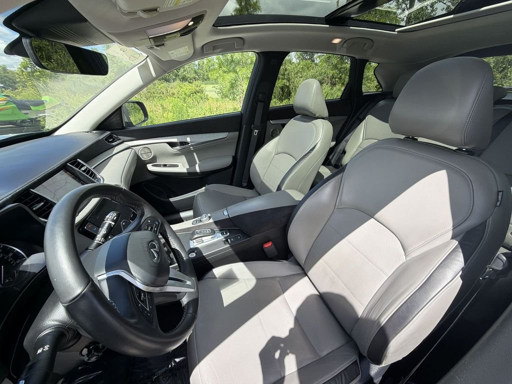 Used 2023 Slate Gray INFINITI Sensory image 13