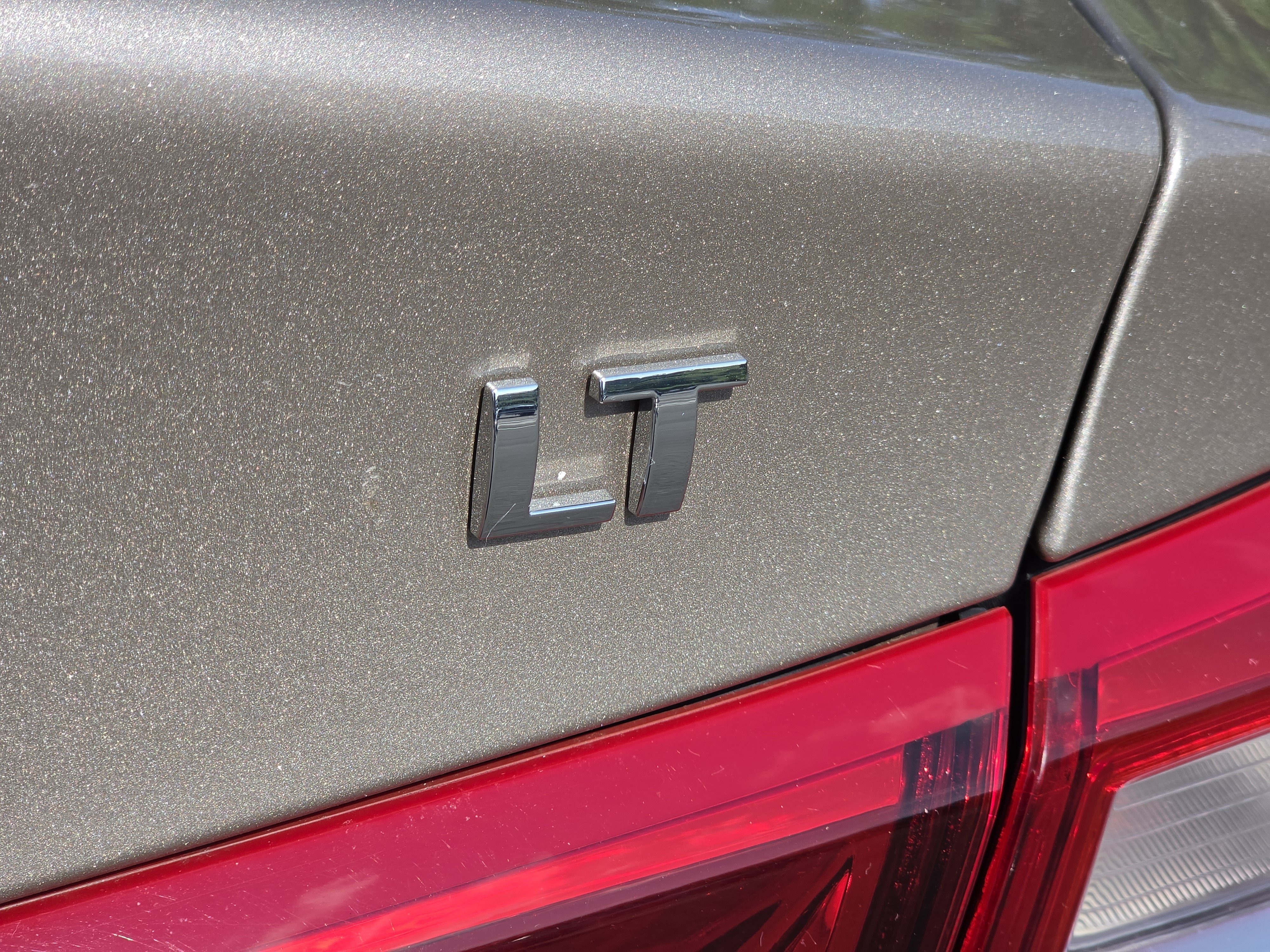 Used 2024 Mineral Gray Metallic Chevrolet LT image 8