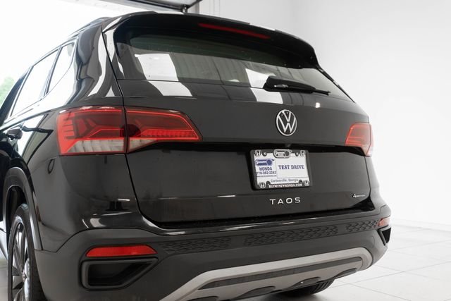 Used 2022 Black Volkswagen 1.5T S image 24