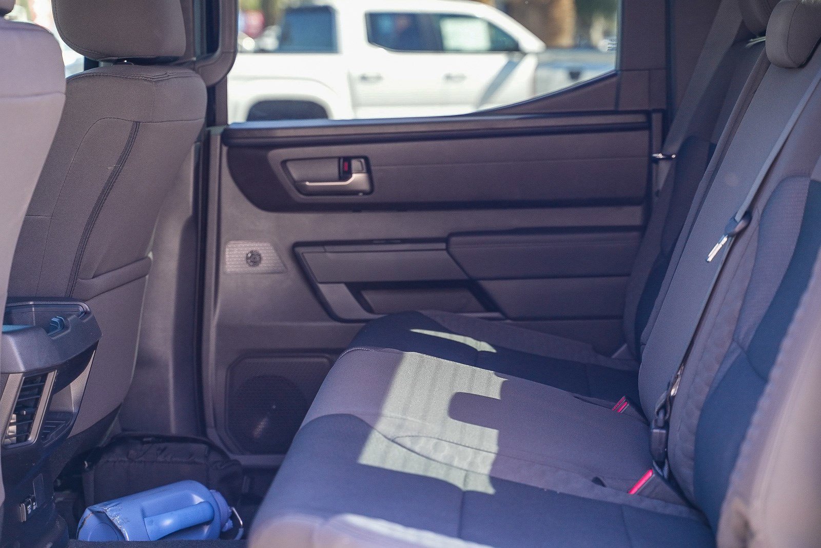 2025 Toyota Tundra SR5 - Photo 17