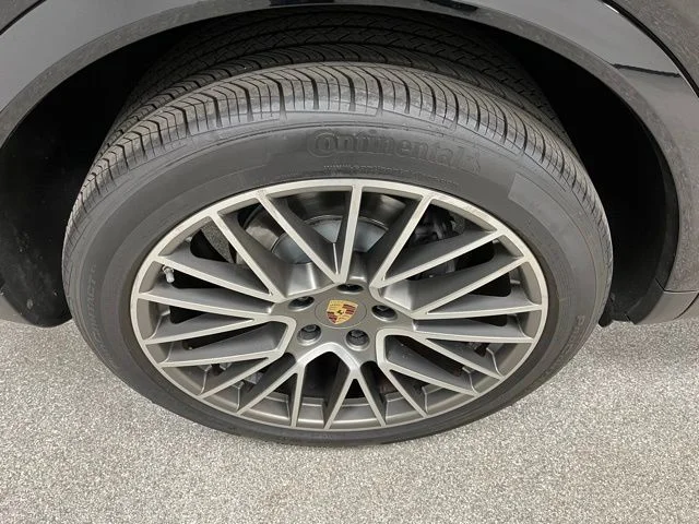 2022 Porsche Cayenne Platinum Edition - Photo 15