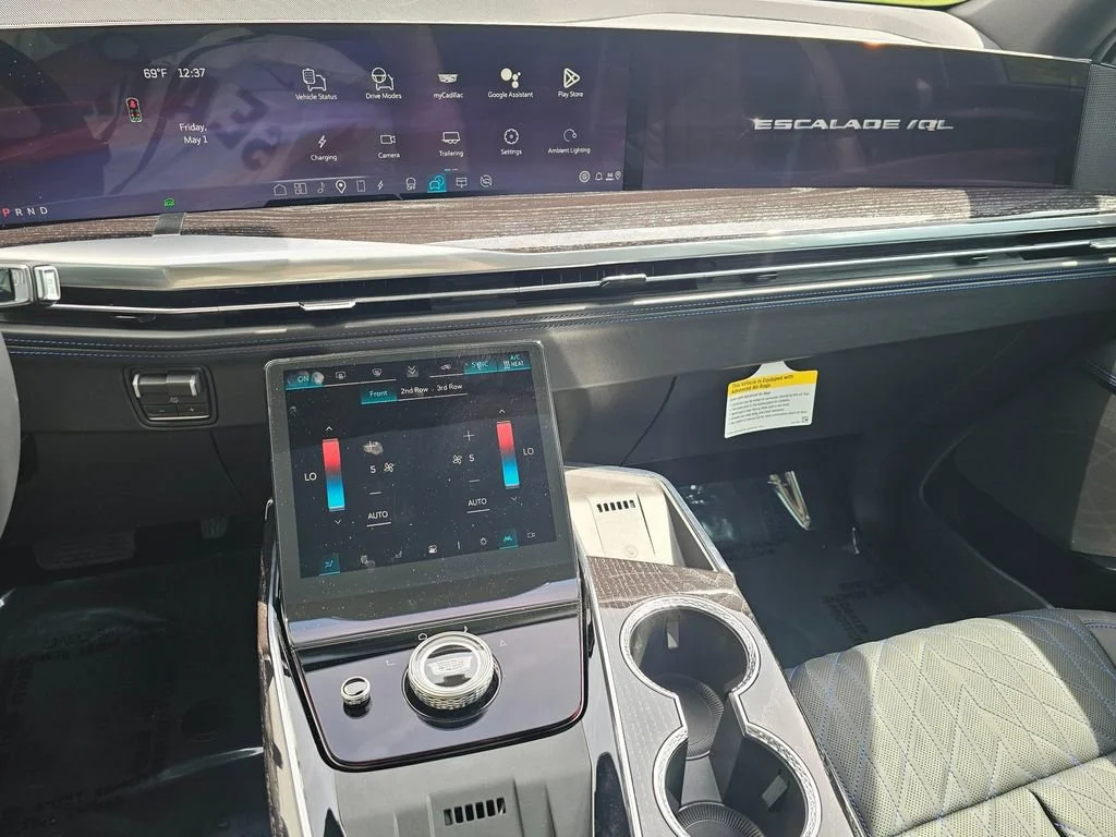 New 2026 Black Raven Cadillac Luxury image 31