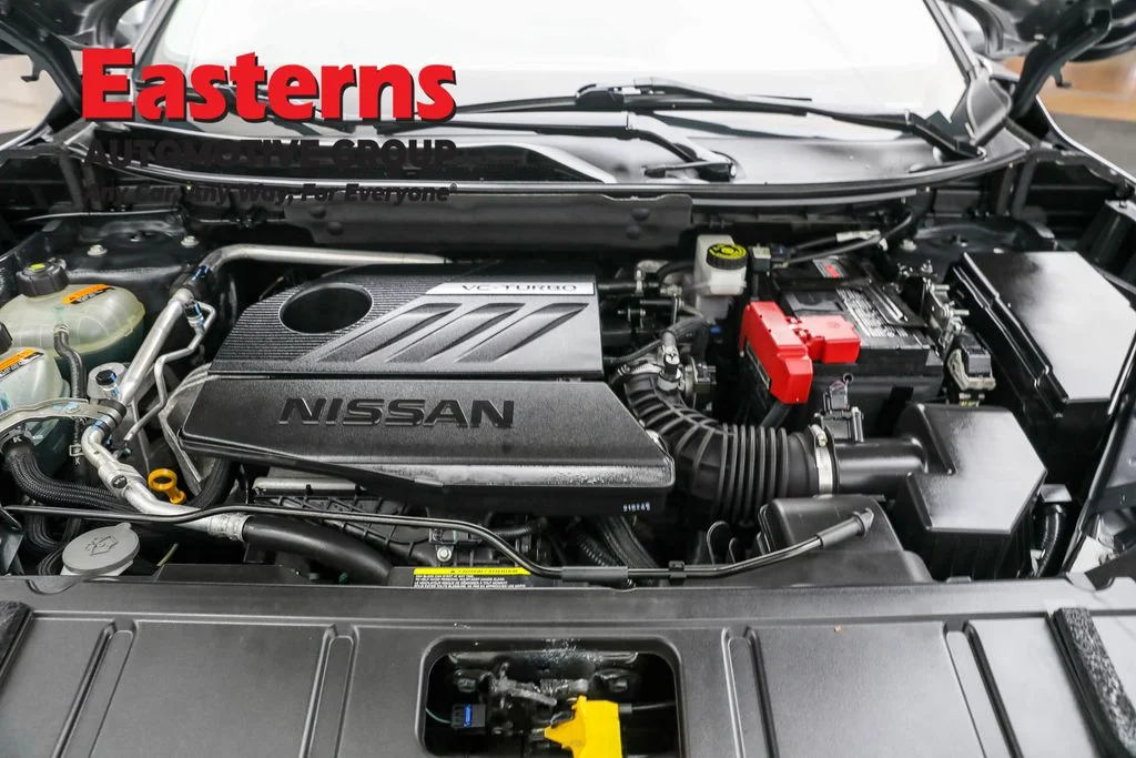 Used 2023 Gray Nissan SV image 7