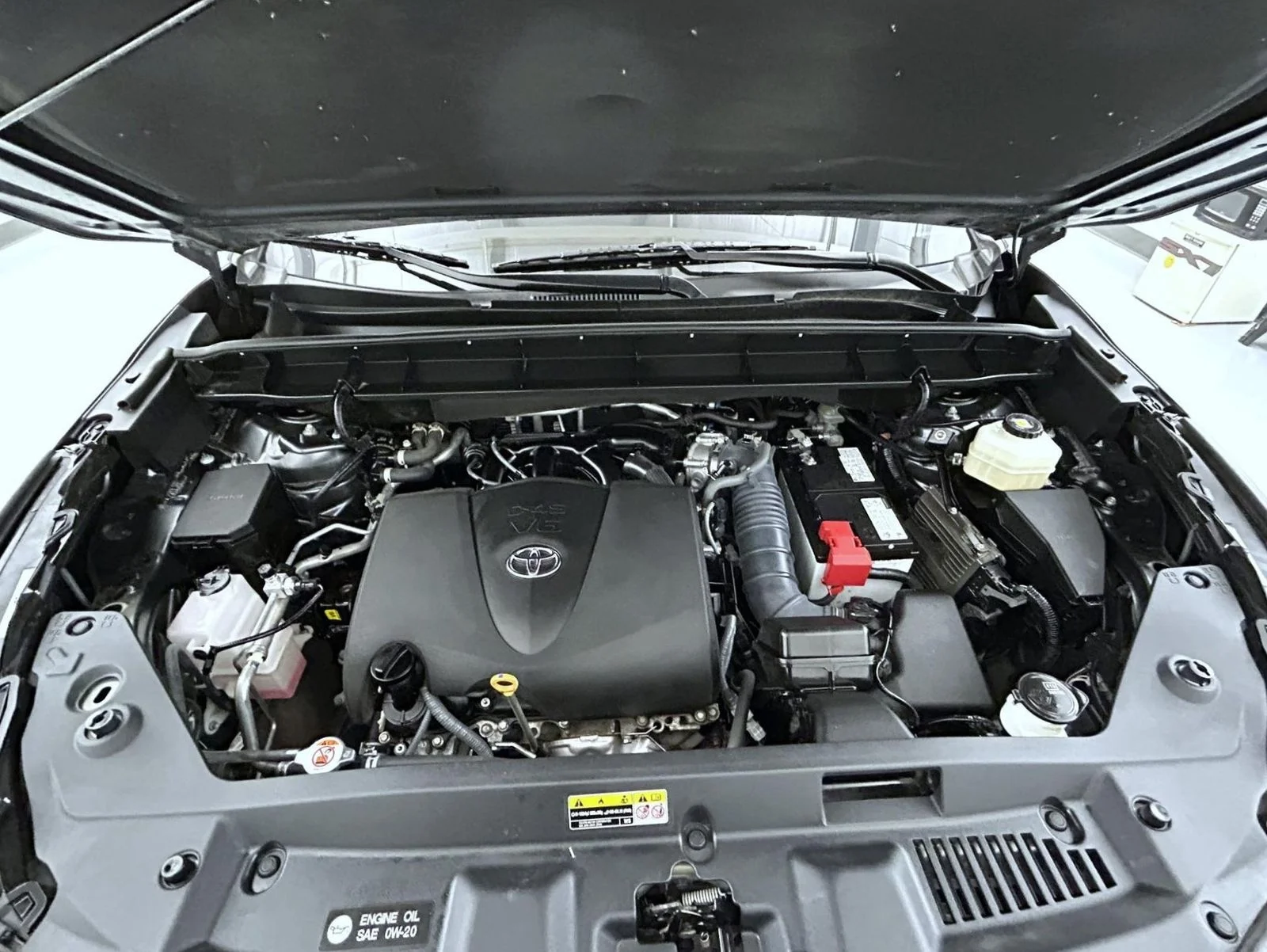 Used 2022 Gray Toyota L image 27