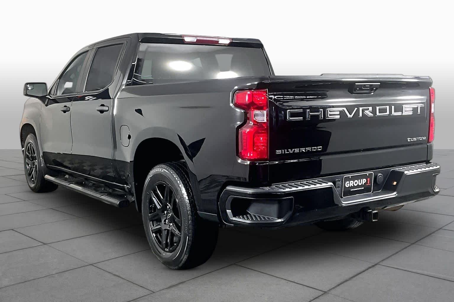 Used 2023 Black Chevrolet Custom image 11