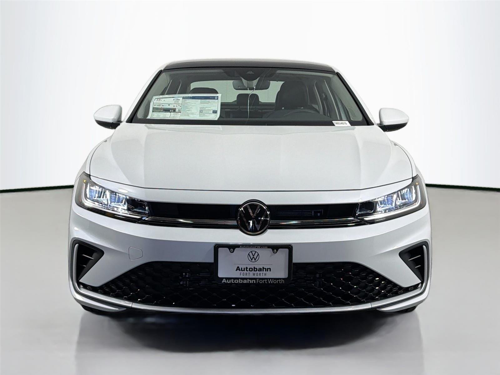 New 2026 Opal White Pearl Volkswagen SE image 2