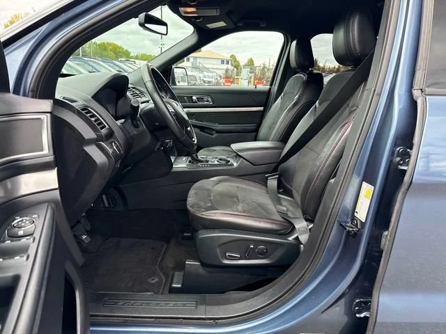 Used 2018 Blue Metallic Ford XLT image 15
