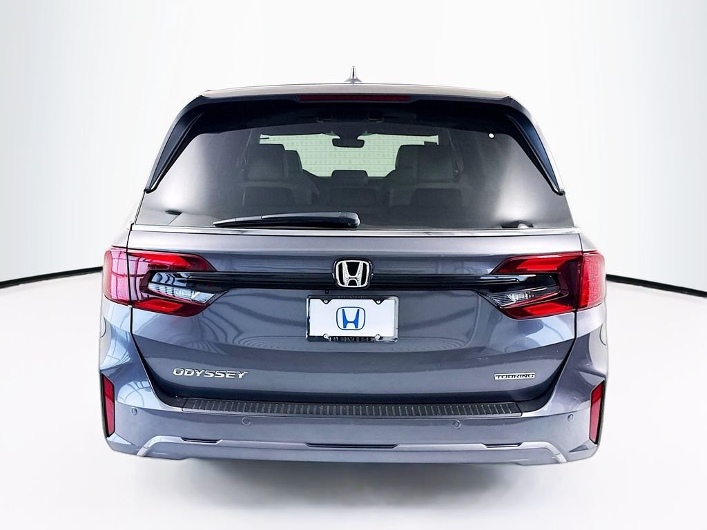 New 2026 Modern Steel Metallic Honda Touring image 6