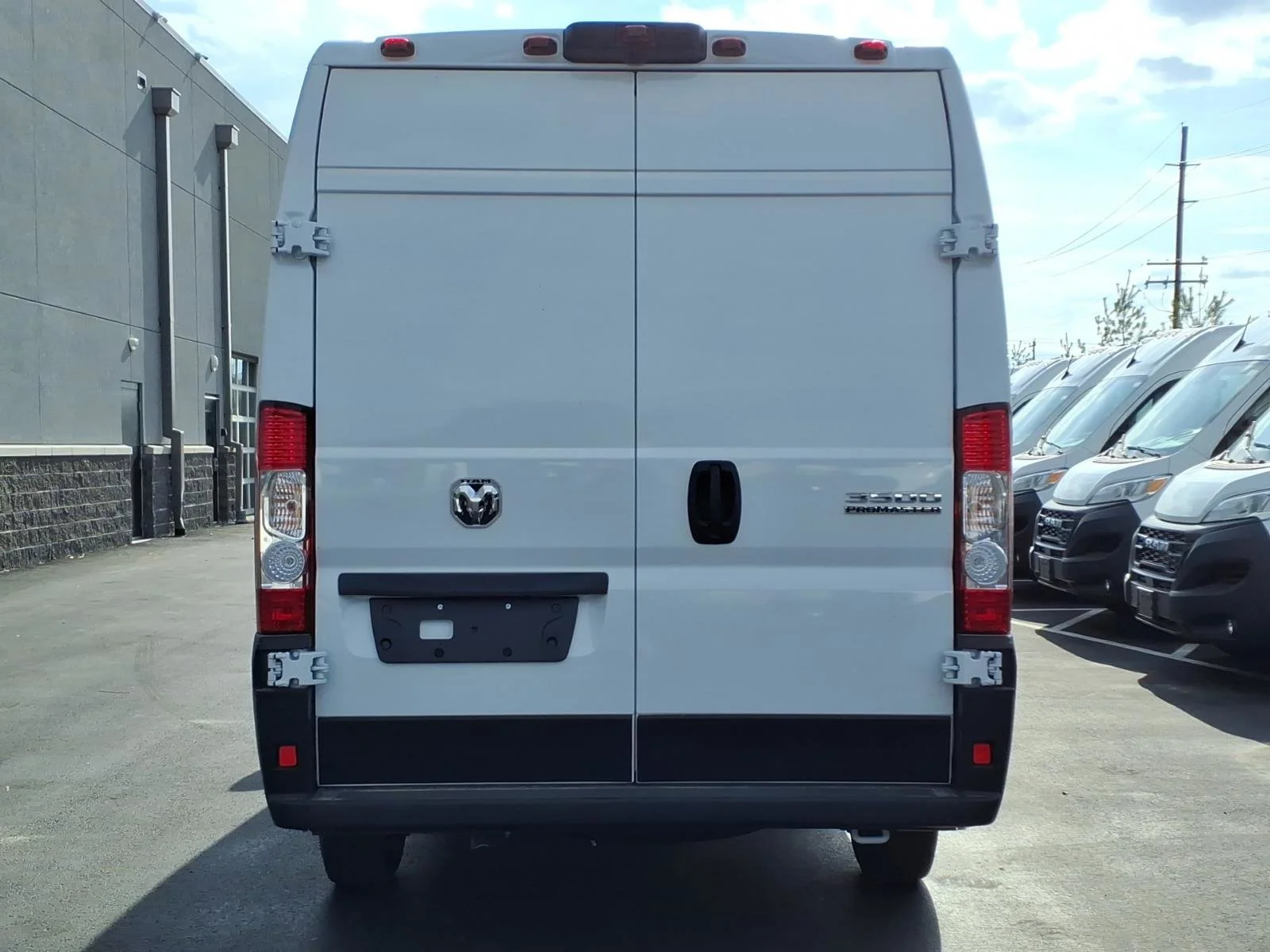 New 2026 Bright White Clearcoat Ram Tradesman image 20