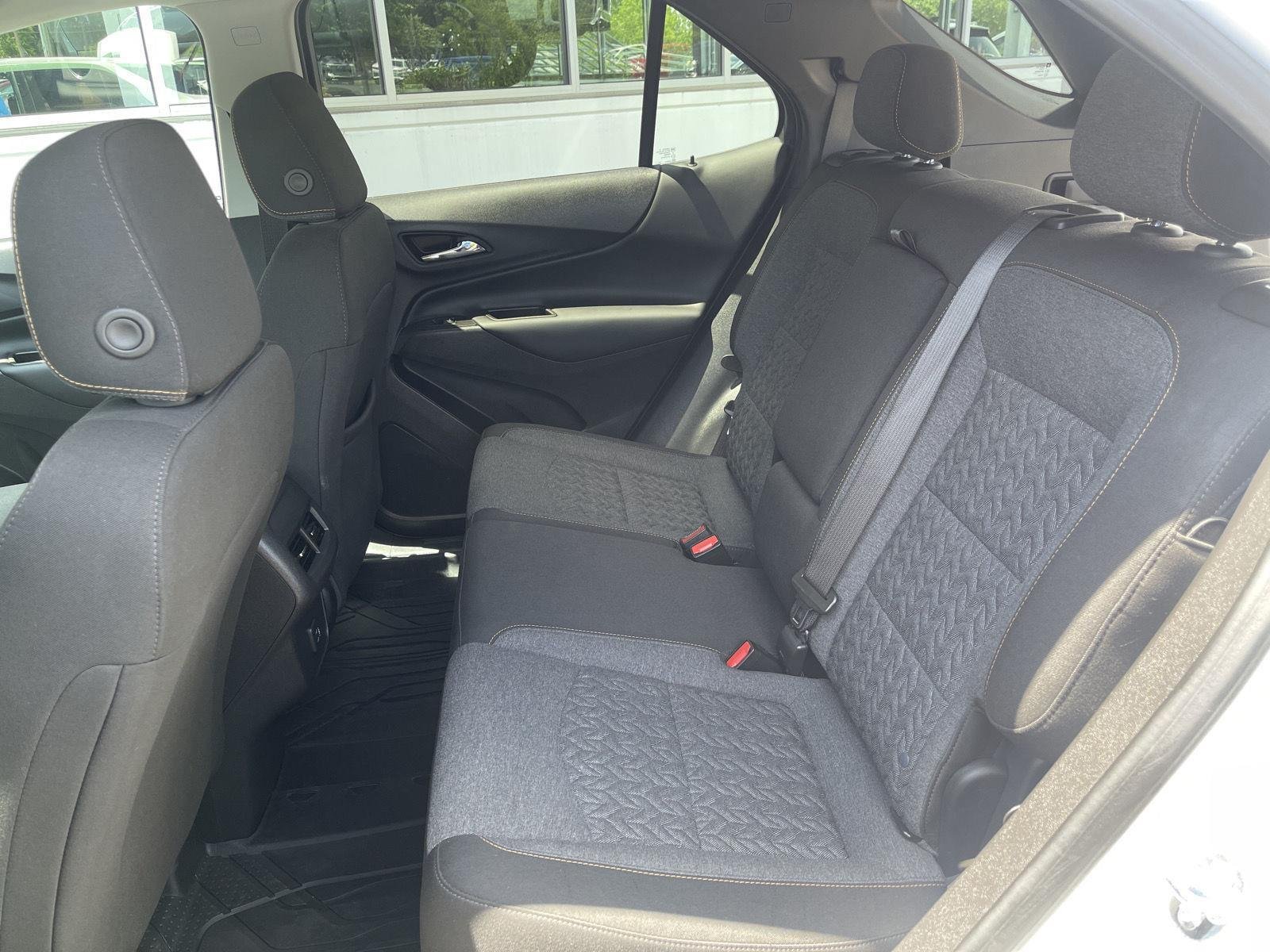 Used 2024 Summit White Chevrolet LT image 35