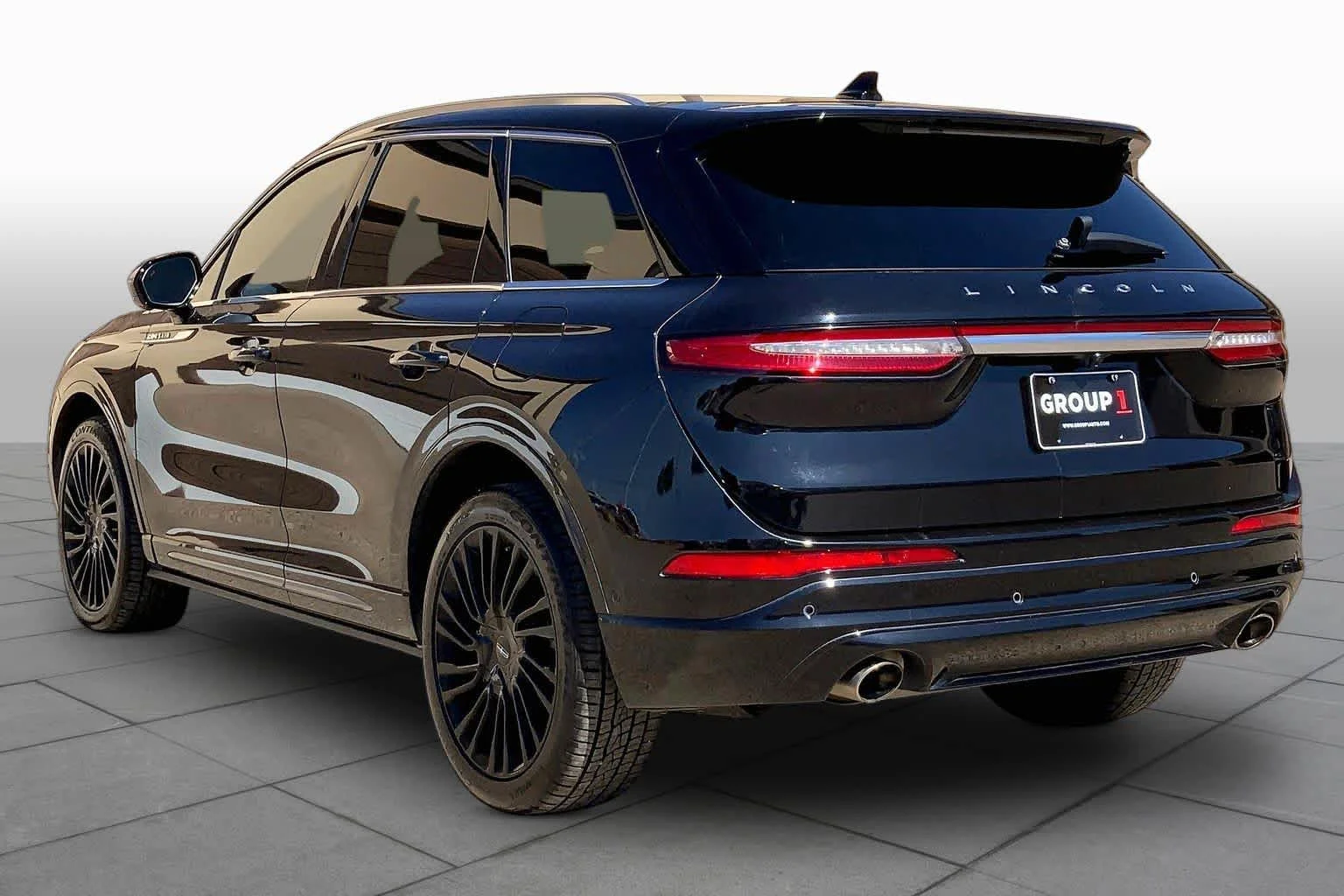 Used 2021 Infinite Black Lincoln Reserve image 12