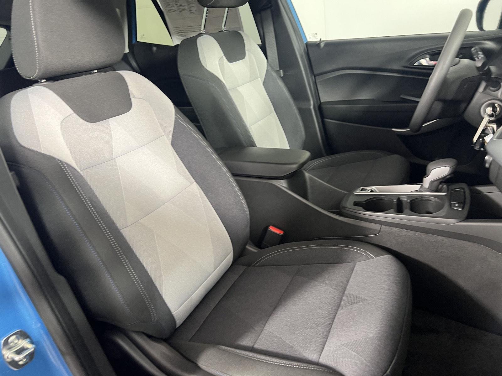 Used 2025 Marina Blue Metallic Chevrolet LS image 24