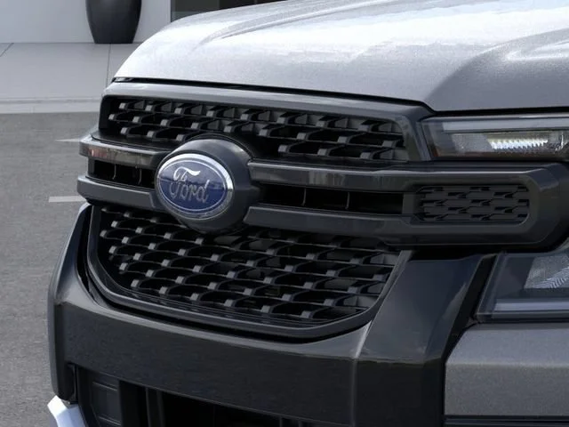 New 2026 Carbonized Gray Metallic Ford XLT image 17