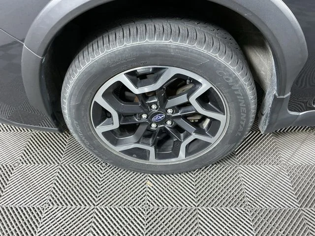 Used 2016 Dark Gray Metallic Subaru 2.0i Limited image 9