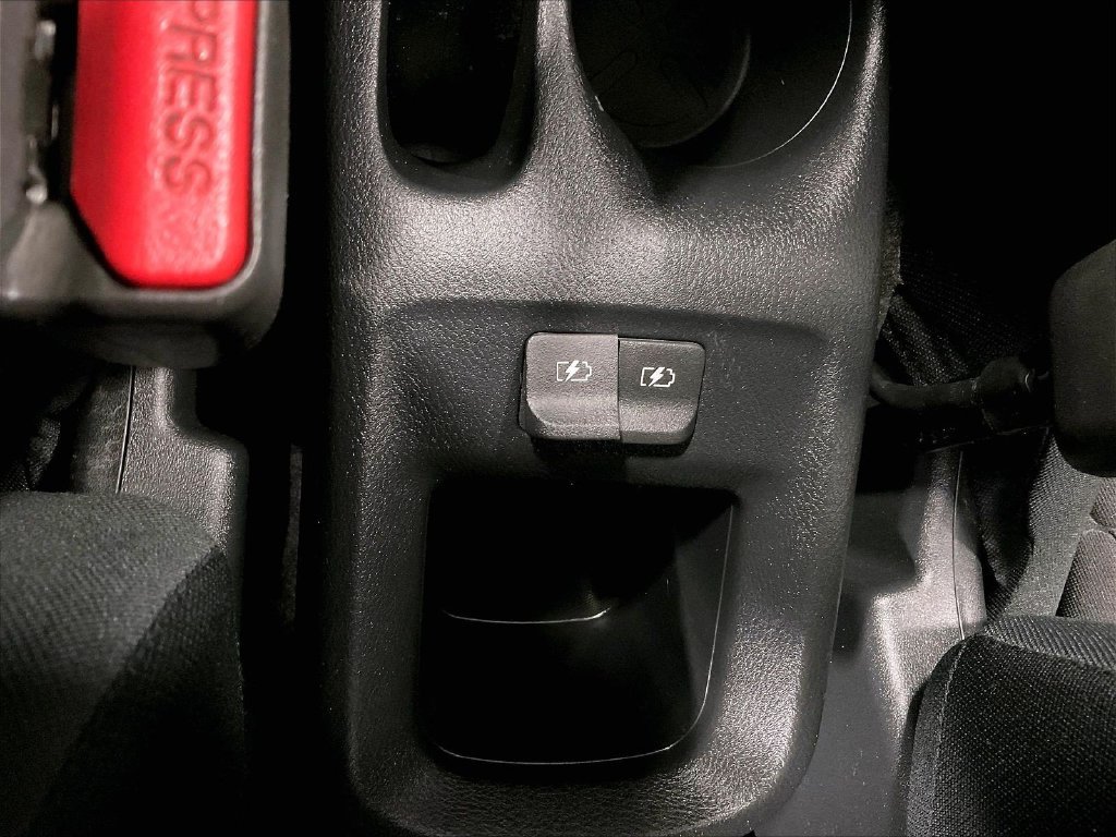 Used 2019 Red Nissan SR image 26
