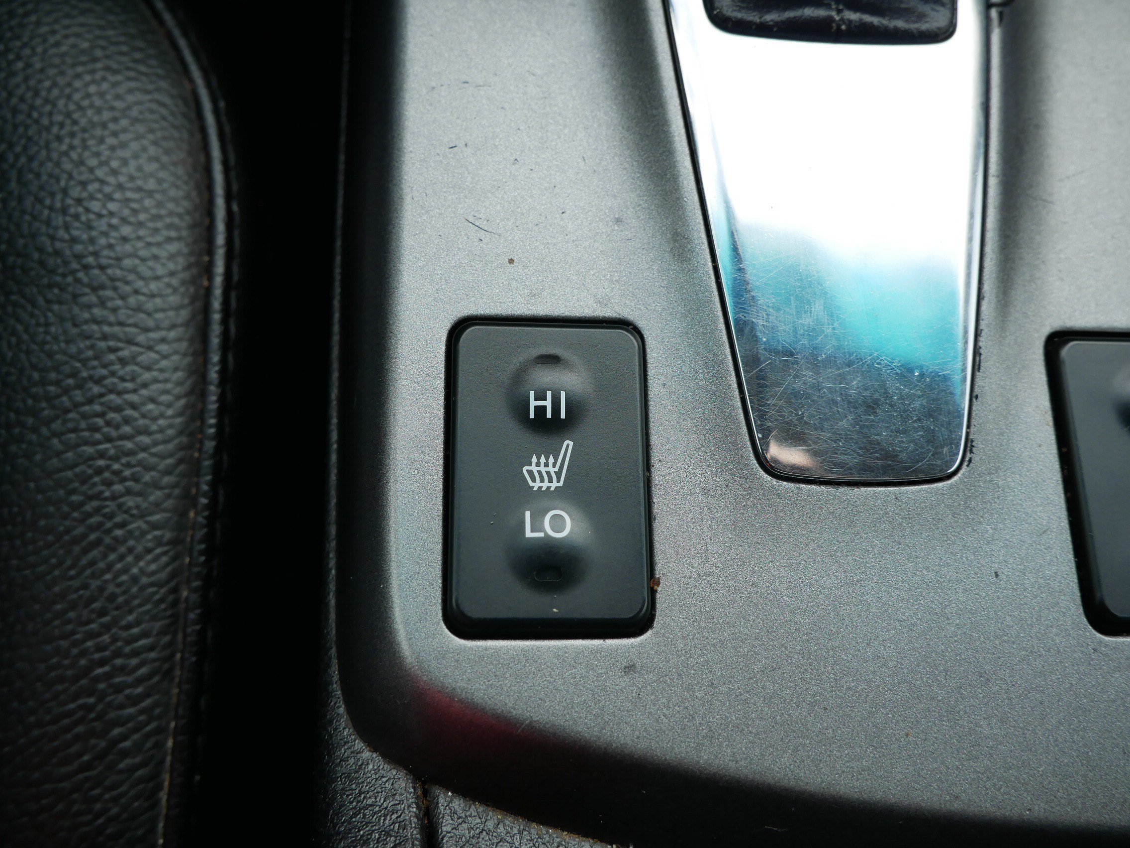 Used 2014 Crystal Black Pearl Acura Tech Pkg image 31