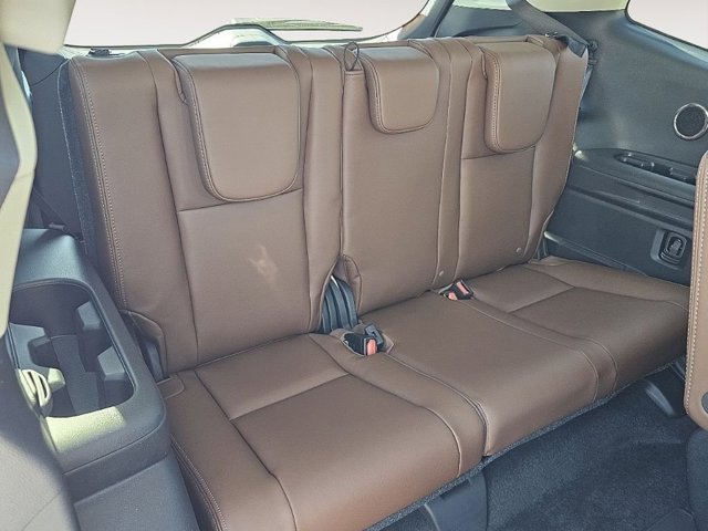 New 2026 CRYSTAL WHITE PEARL Subaru Touring 7-Passenger image 19