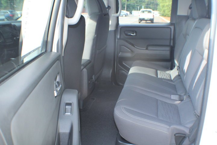 Used 2023 Glacier White Nissan SV image 14