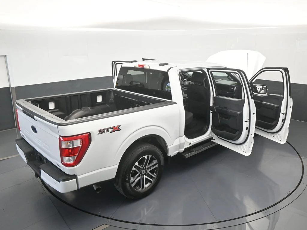 Used 2023 Oxford White Ford XL image 52
