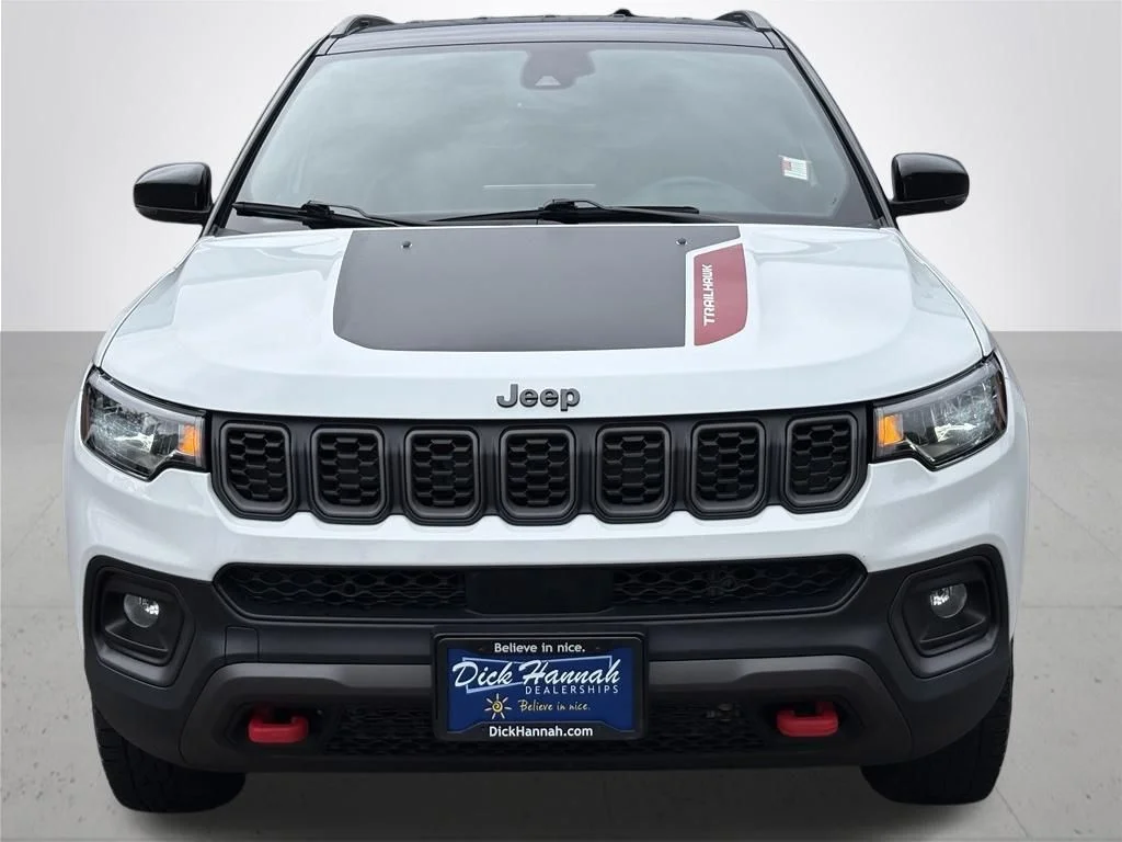 Used 2024 White Jeep Trailhawk image 4