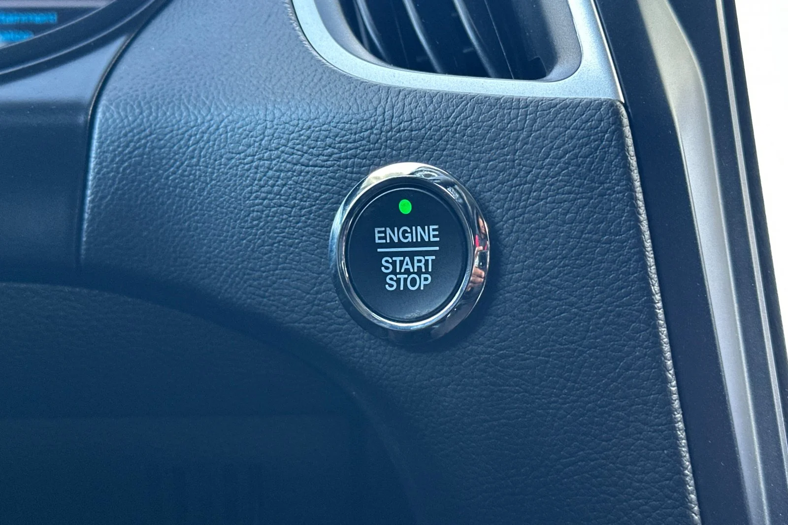 Used 2023 Black Ford SEL image 22