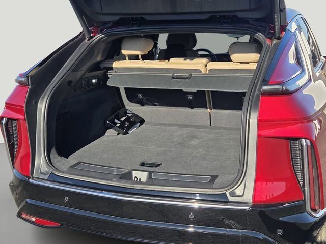 2025 Cadillac LYRIQ Luxury 3 - Photo 17