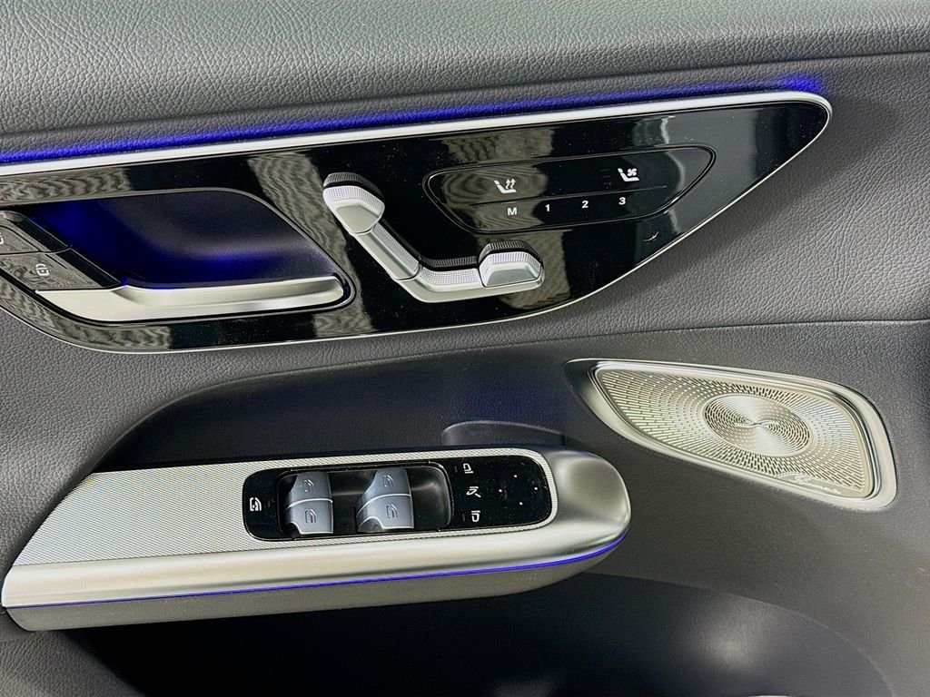 New 2026 Cirrus Silver Metallic Mercedes-Benz GLC 300 image 19