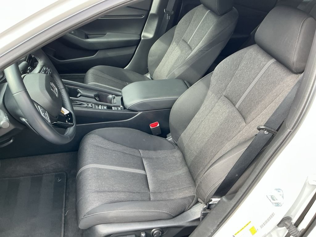 Used 2024 White Honda Sport image 10