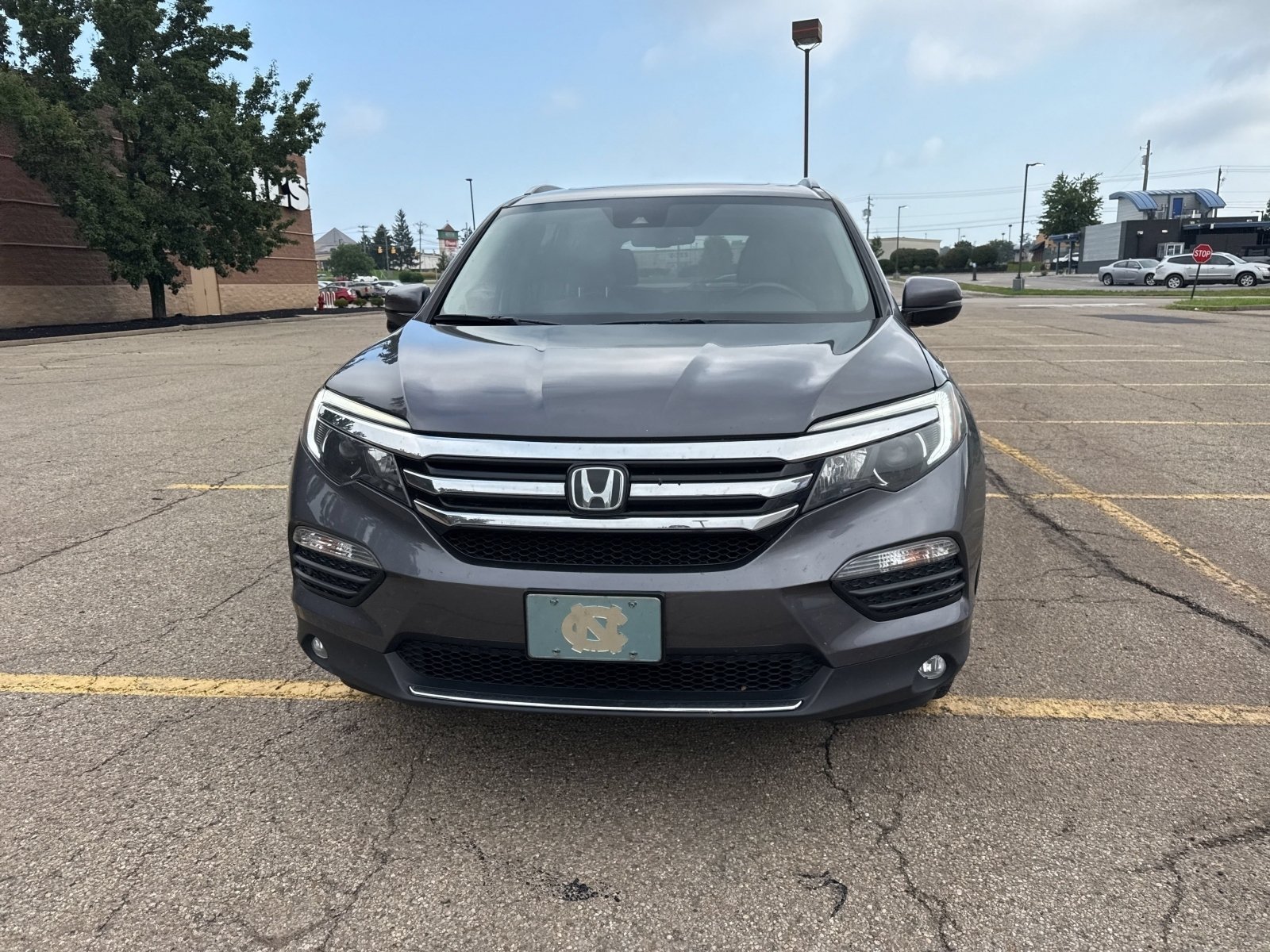 Used 2017 Modern Steel Metallic Honda Touring image 12
