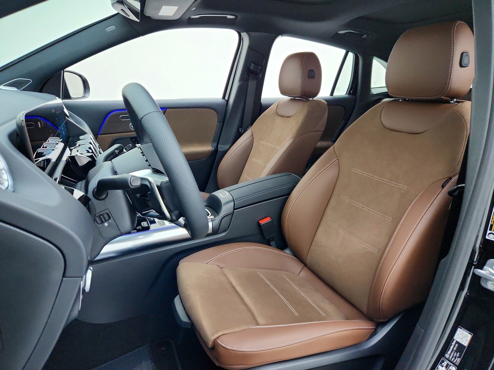 New 2026 Night Black Mercedes-Benz AMG® GLA 35 4MATIC SUV image 39