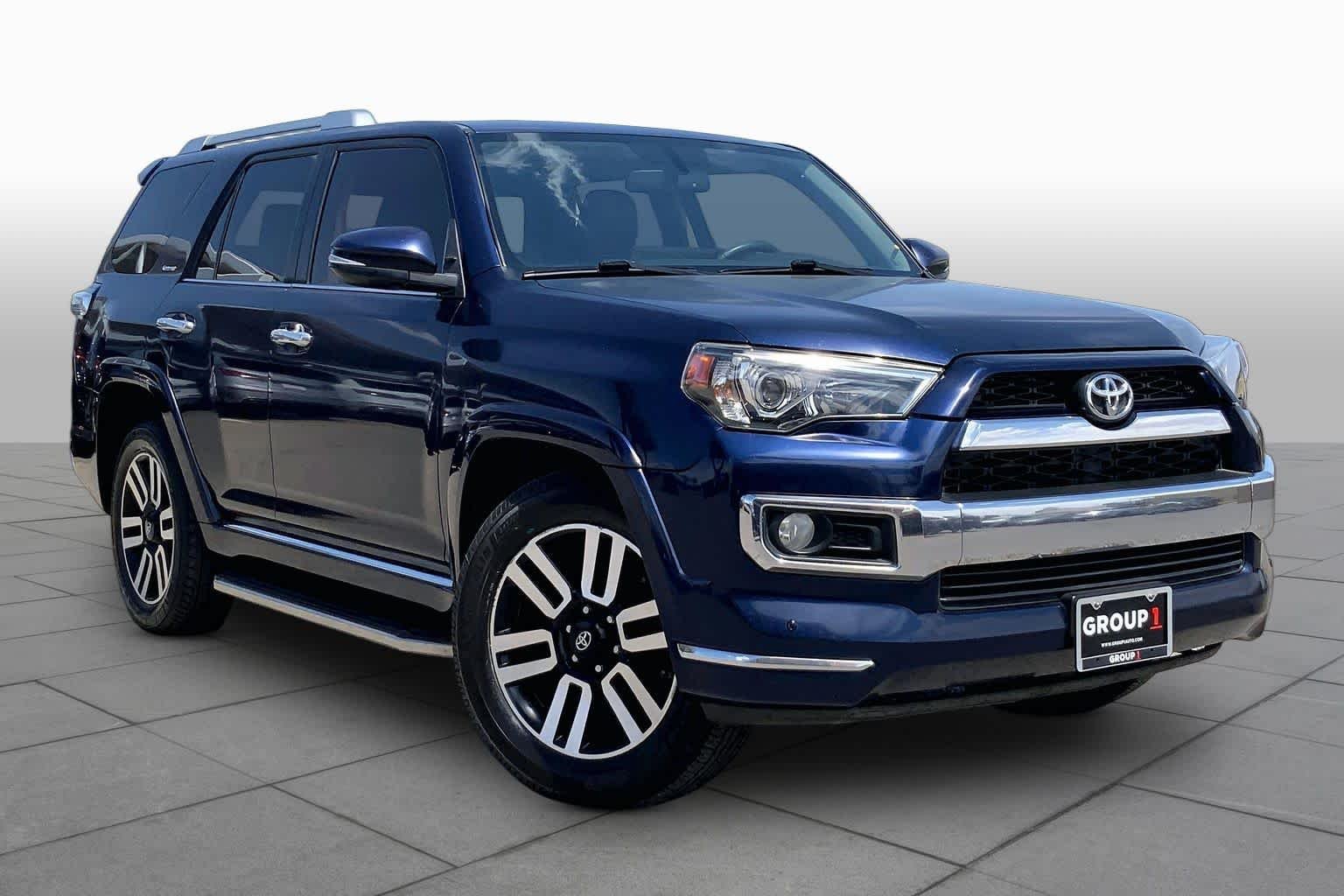 Used 2017 Nautical Blue Metallic Toyota Limited image 3