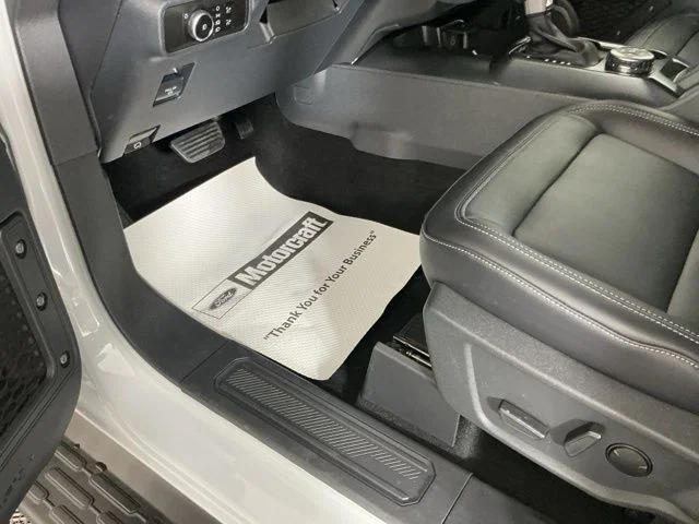 New 2026 Avalanche Gray Ford Outer Banks image 17