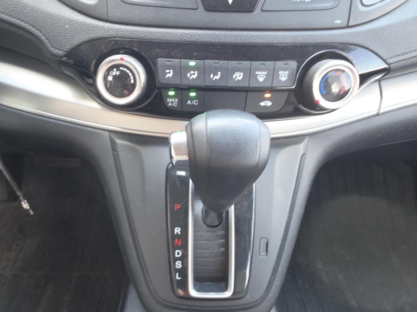 Used 2016 Modern Steel Metallic Honda LX image 25
