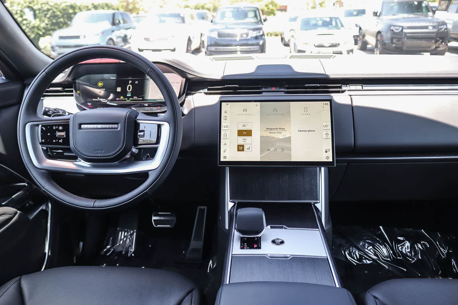 New 2026 Fuji White Land Rover SE image 12
