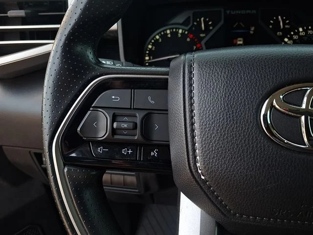 Used 2024 White Toyota SR5 image 19