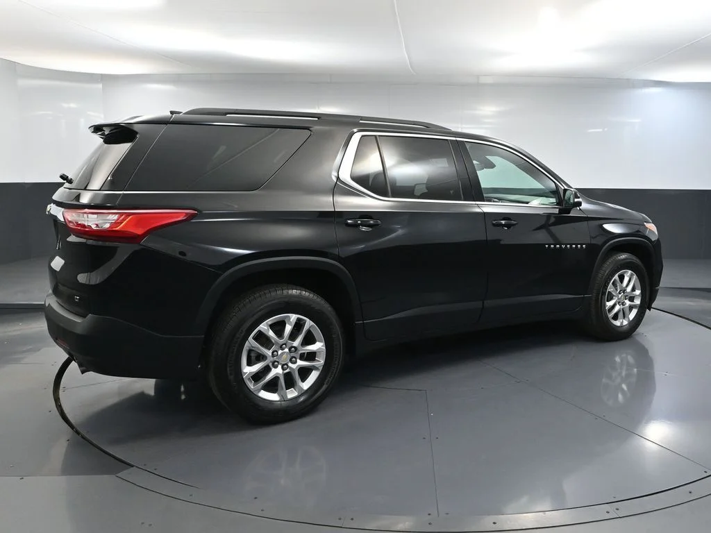Used 2021 Black Chevrolet LT image 6
