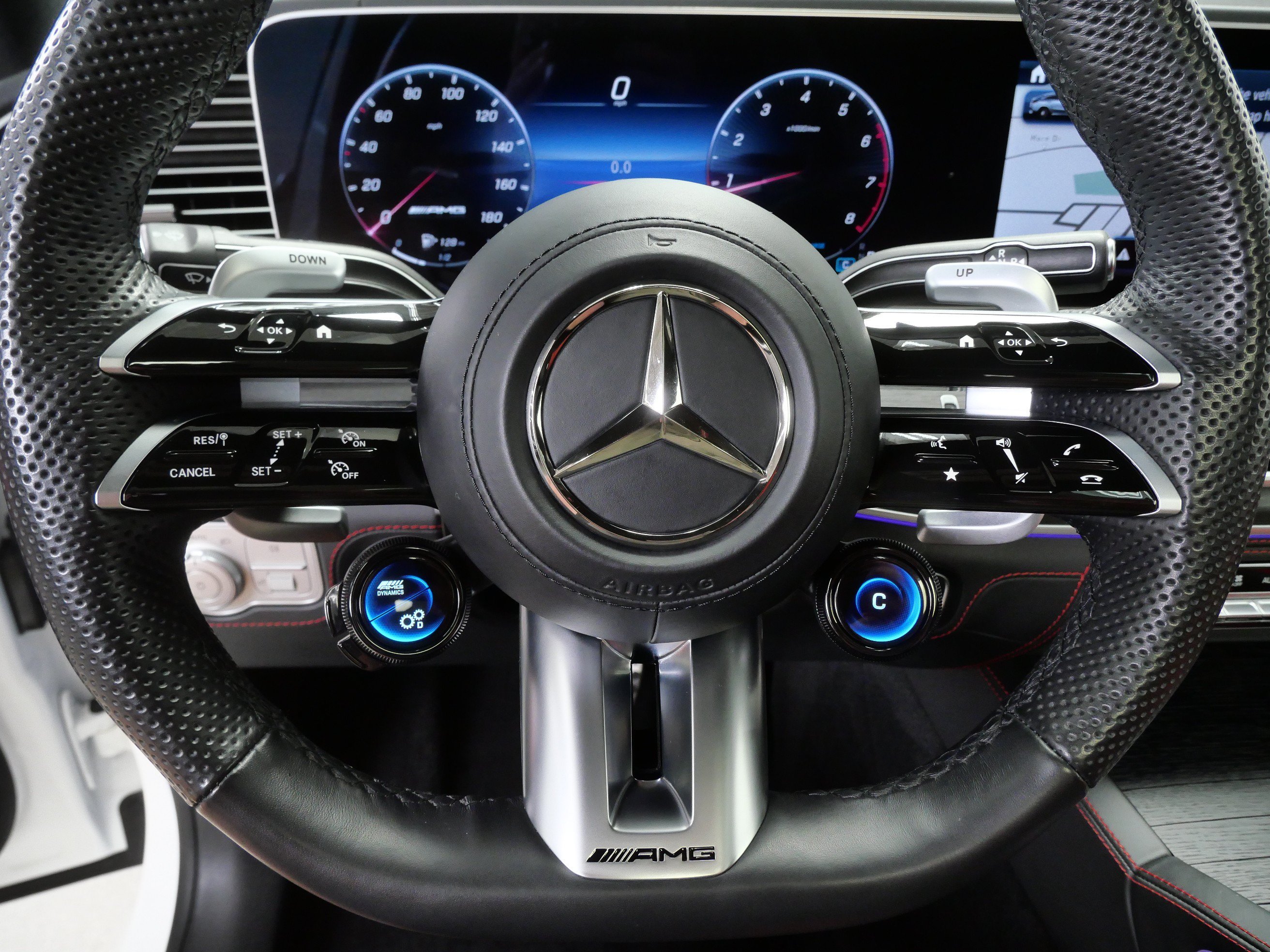 Certified Used 2024 MANUFAKTUR Diamond White Metallic Mercedes-Benz AMG® GLE 53 image 29