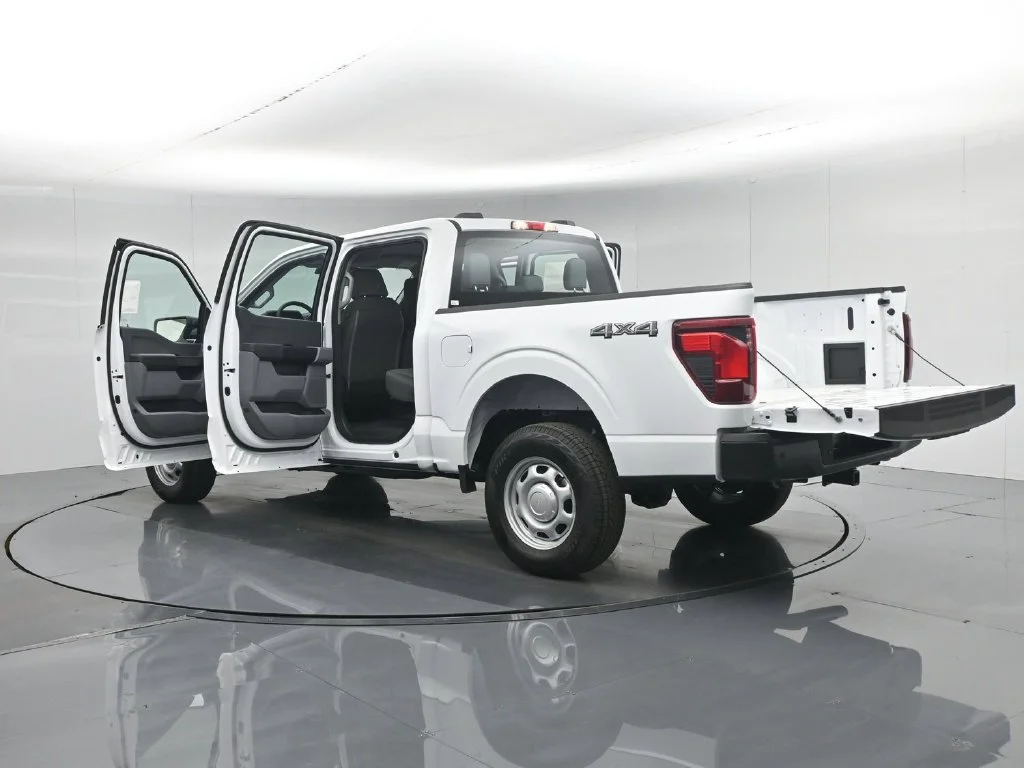 New 2026 White Ford XL image 32