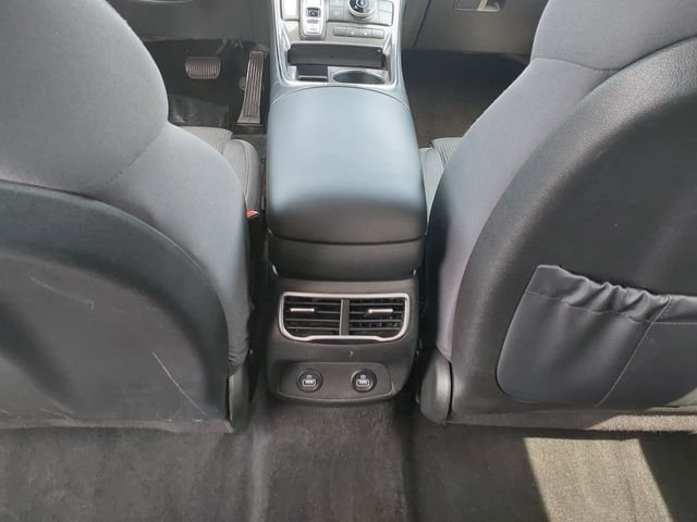 Used 2023 White Hyundai SEL image 22