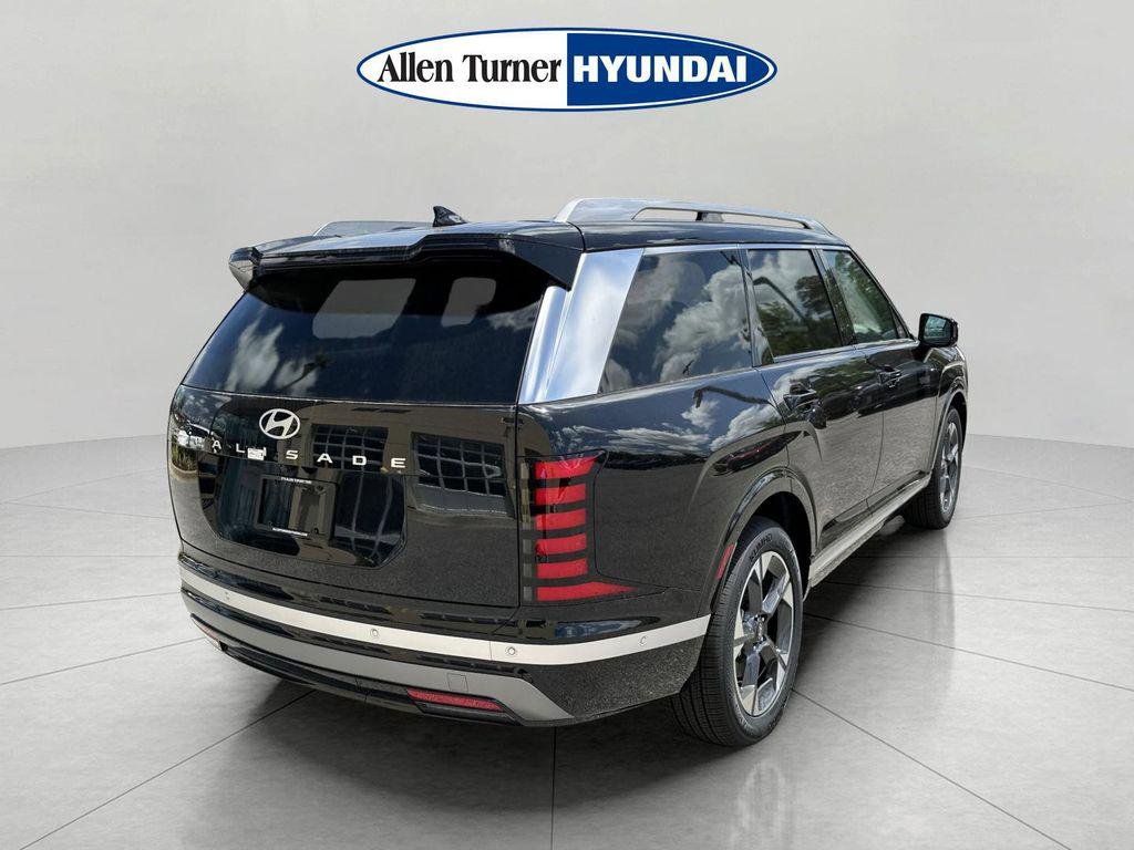 New 2026 Abyss Black Pearl Hyundai Limited FWD image 6