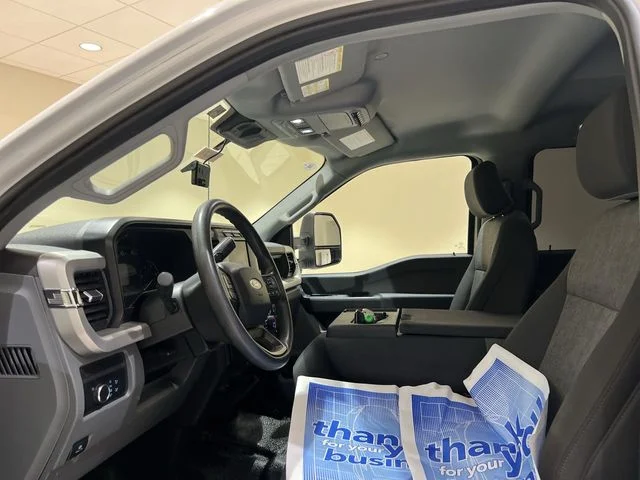 Used 2024 Oxford White Ford XL image 15