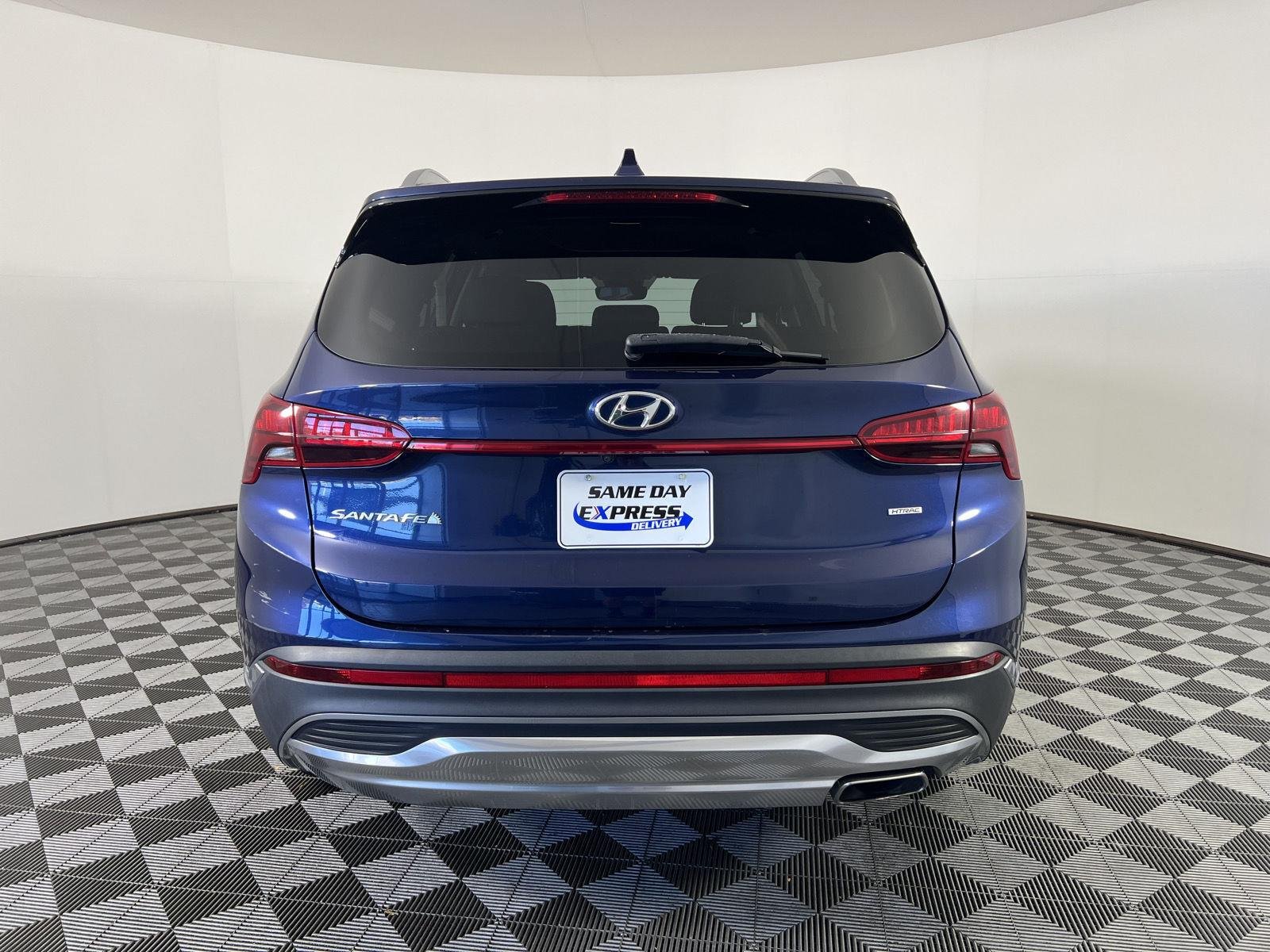 Used 2022 Stormy Sea Hyundai SEL image 25