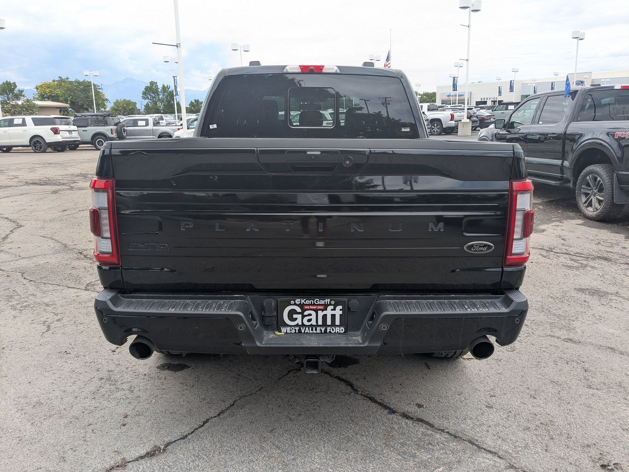 Used 2023 Blue Ford Platinum image 4