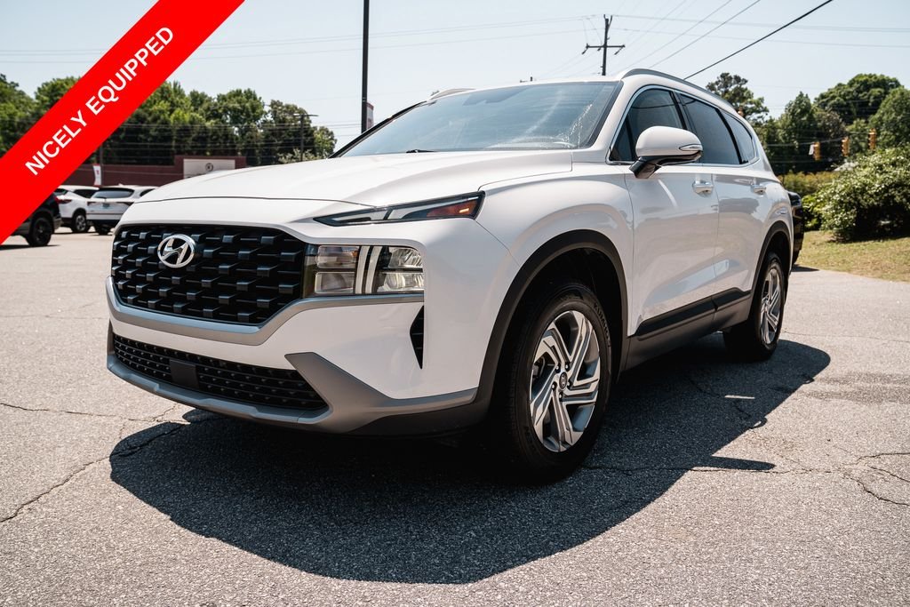 Used 2023 White Pearl Hyundai SEL image 3