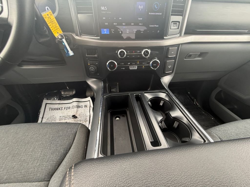 Used 2025 Silver Ford XLT image 15