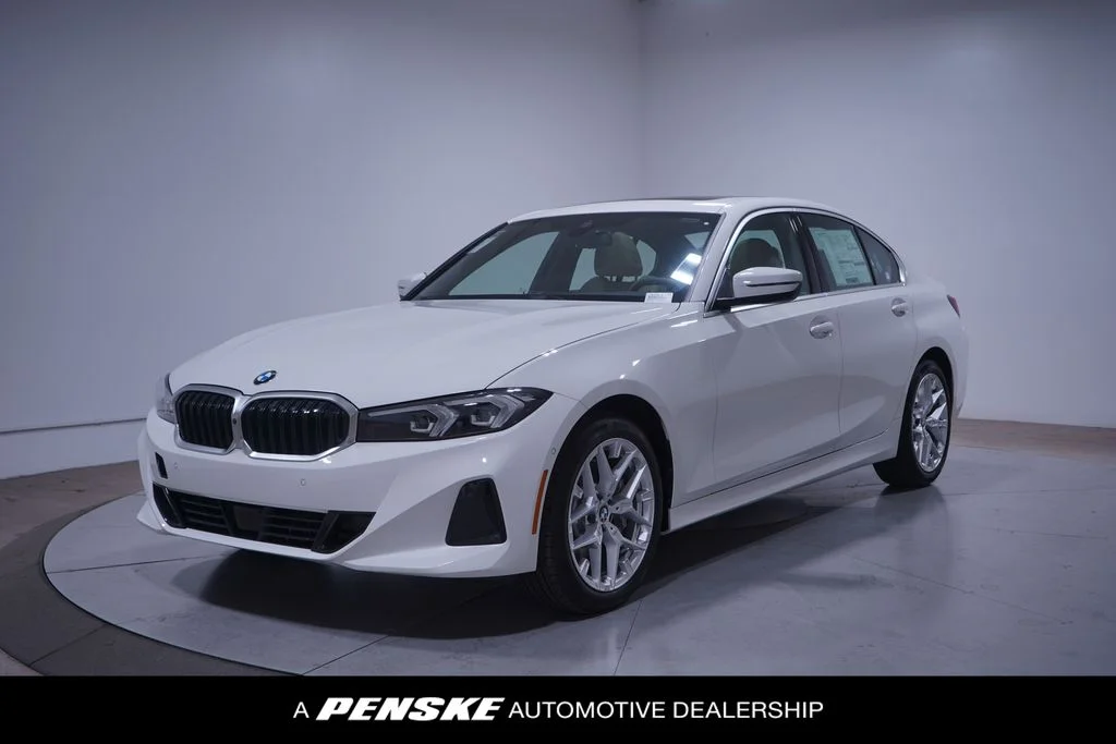 2025 BMW 3 Series 330i Sedan's photo