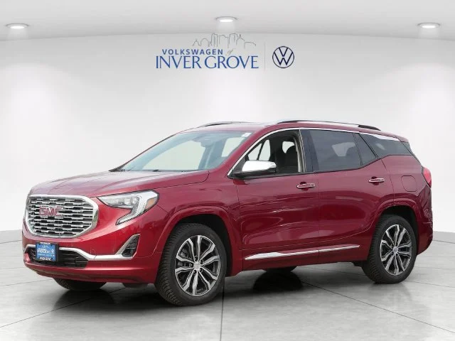 Used 2018 Red GMC Denali image 3