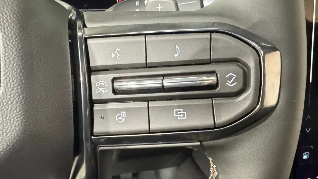 2026 GMC Yukon XL AT4 - Photo 19