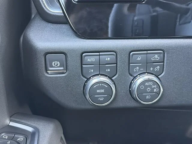 New 2026 Onyx Black GMC Elevation image 29